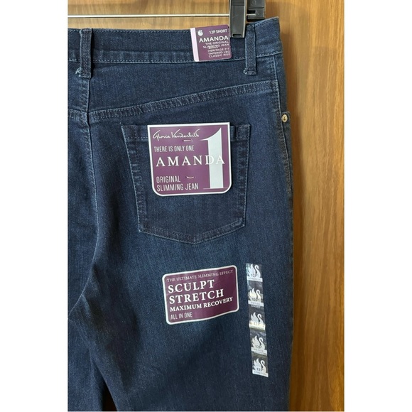 12P Short "Amanda" Gloria Vanderbilt Jeans - Picture 3 of 6